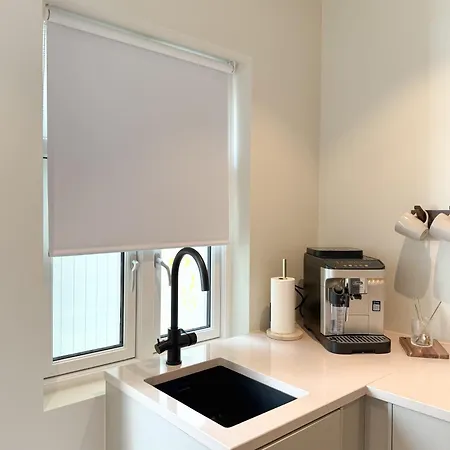 Varmt Og Hjemmekoselig Bergenshus Med 2 - I Rolig Smau I Hjertet Av ヴィラ *