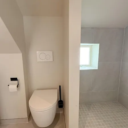 Charming Apartment In A Quiet Historic Lane - Free Parking * Bergen
