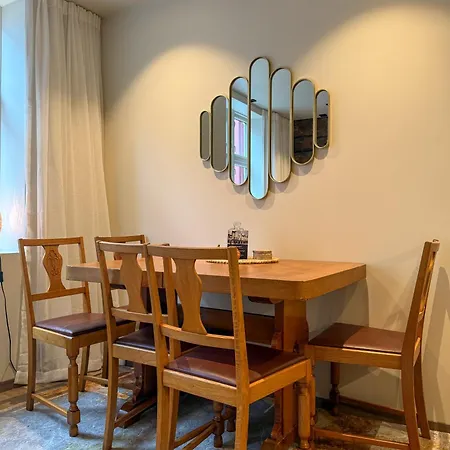 Varmt Og Hjemmekoselig Bergenshus Med 2 - I Rolig Smau I Hjertet Av Villa Bergen