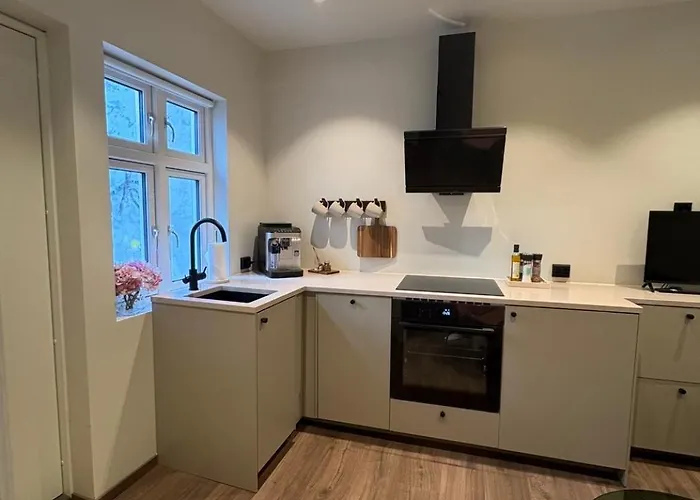 Varmt Og Hjemmekoselig Bergenshus Med 2 - I Rolig Smau I Hjertet Av * ברגן