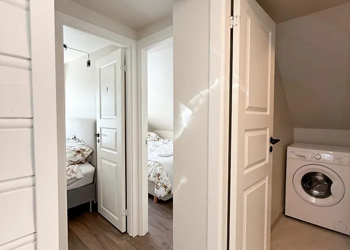 Varmt Og Hjemmekoselig Bergenshus Med 2 - I Rolig Smau I Hjertet Av Βίλα