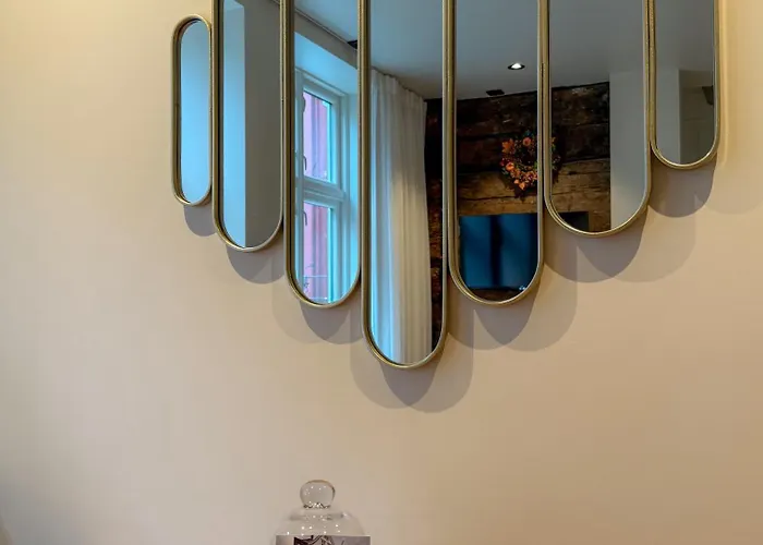 빌라 Varmt Og Hjemmekoselig Bergenshus Med 2 - I Rolig Smau I Hjertet Av