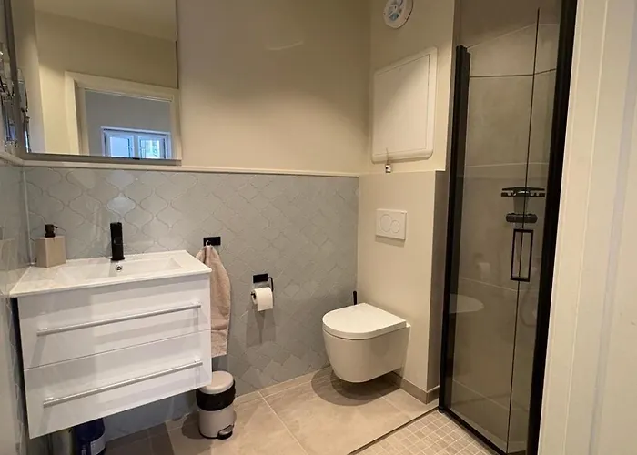 Varmt Og Hjemmekoselig Bergenshus Med 2 - I Rolig Smau I Hjertet Av Villa Bergen